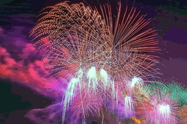 Профессиональная пиротехника ОПТОМ Удомля  | udomlya.salutsklad.ru