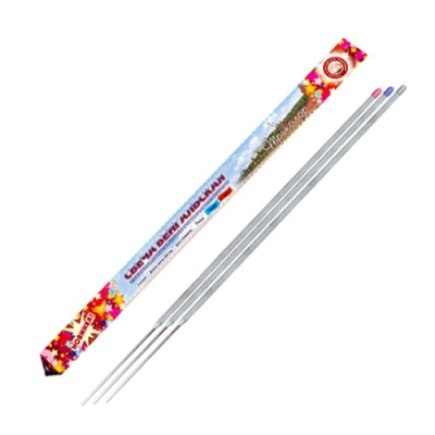 Триколор 650 мм. Бенгальские огни цветные купить в Удомле | udomlya.salutsklad.ru